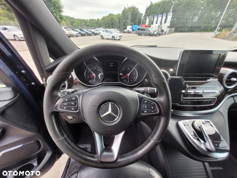 Mercedes-Benz Klasa V 250 d 4-Matic Avantgarde 7G-Tronic (d³ugi) - 13
