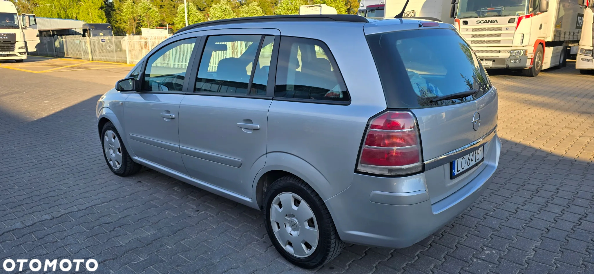 Opel Zafira - 4
