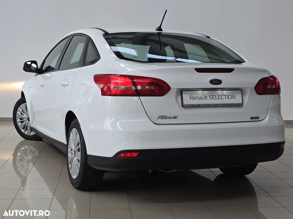 Ford Focus 1.0 EcoBoost Trend - 14