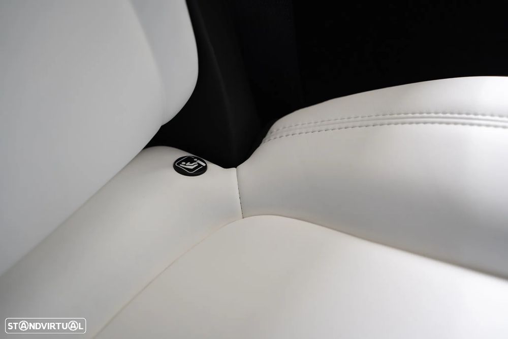 Tesla Model Y Long Range Tração Integral - 36