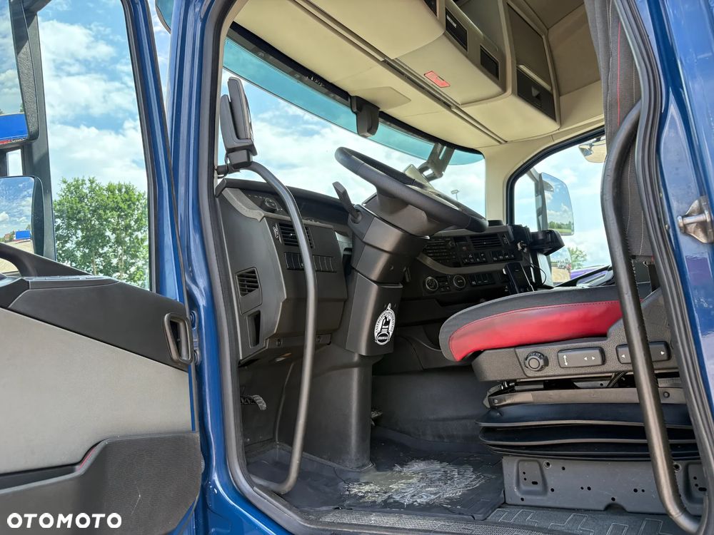 Volvo FH 500 6x2 BDF / 456 tyś km / rama do zabudowy - 18