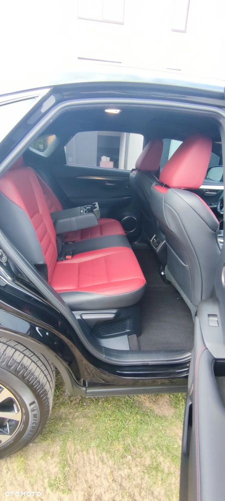 Lexus NX 200t AWD F Sport - 17
