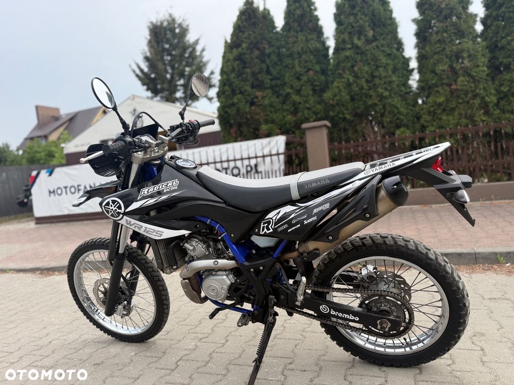 Yamaha WR - 16