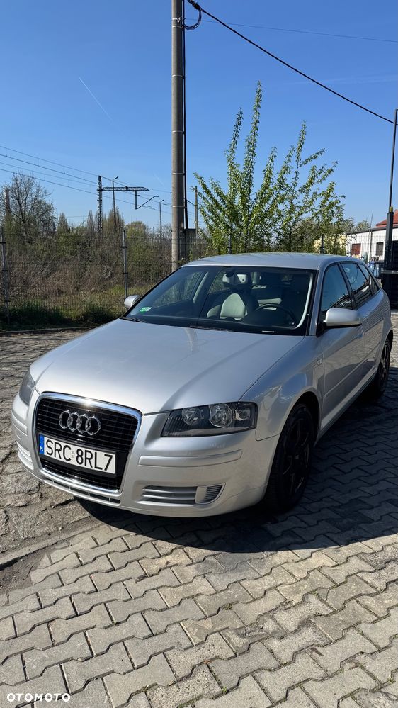 Audi A3 Sportback 2.0 FSI Ambiente Tiptr - 16