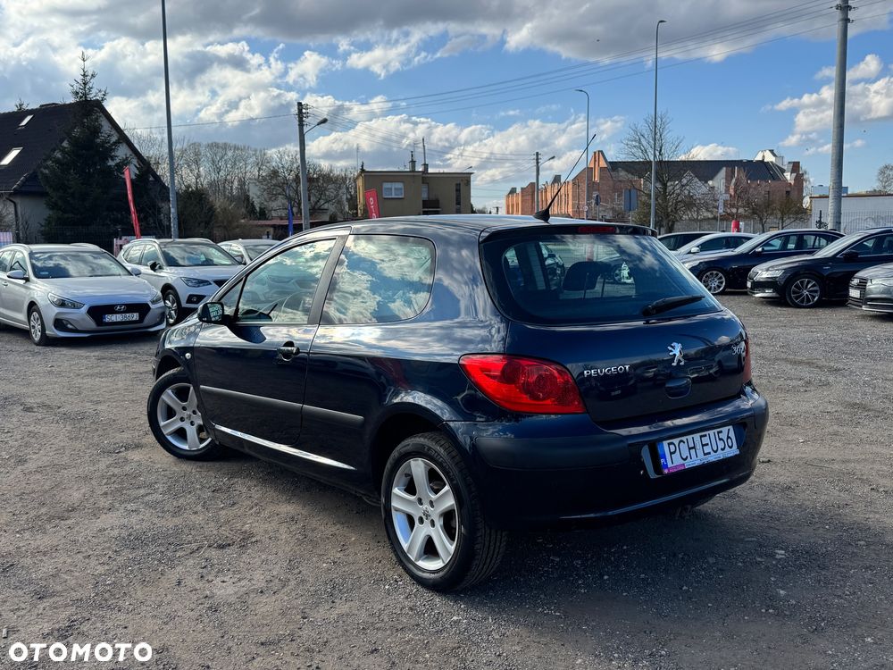Peugeot 307 1.4 XR - 4