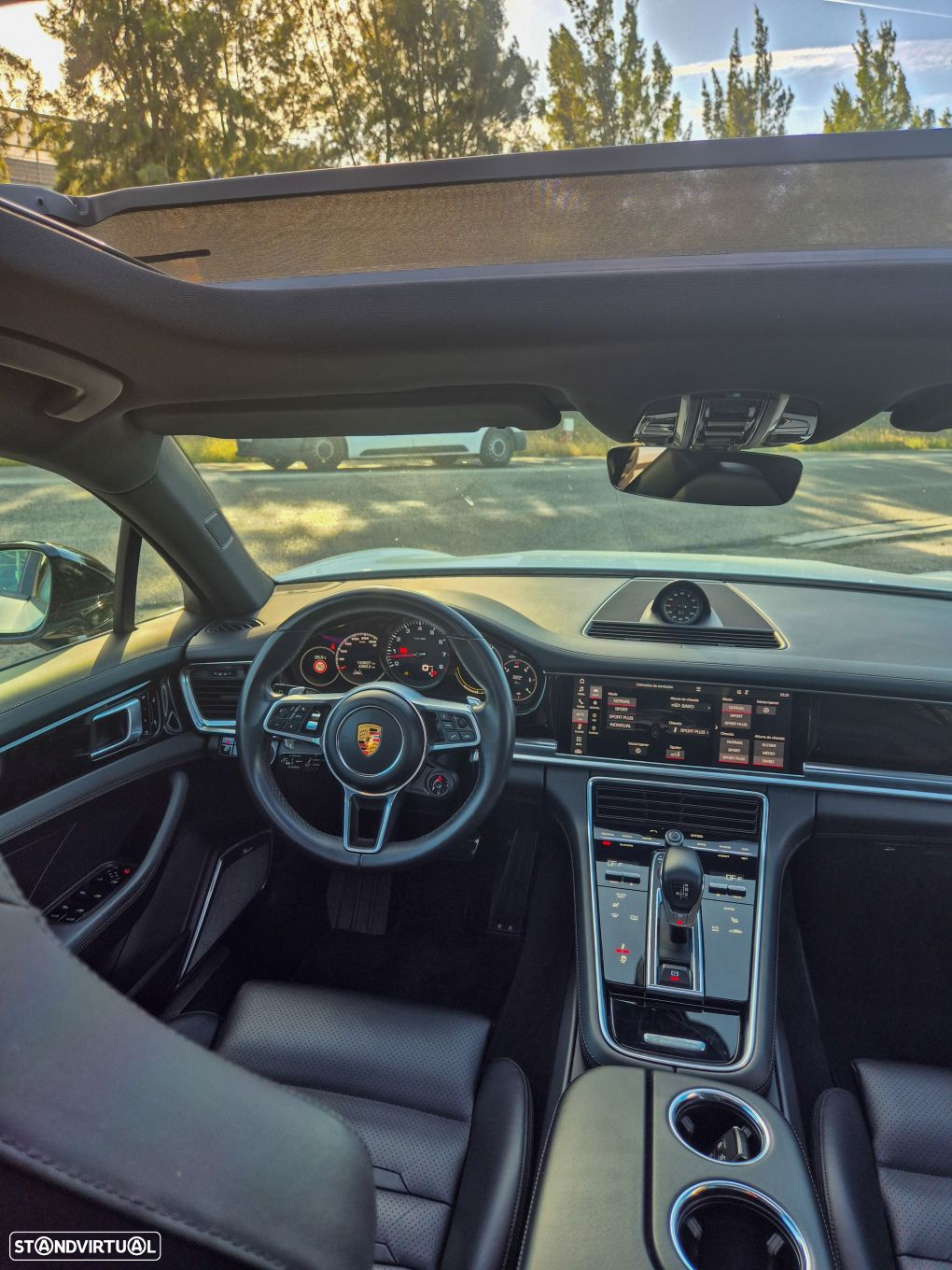 Porsche Panamera Sport Turismo - 17