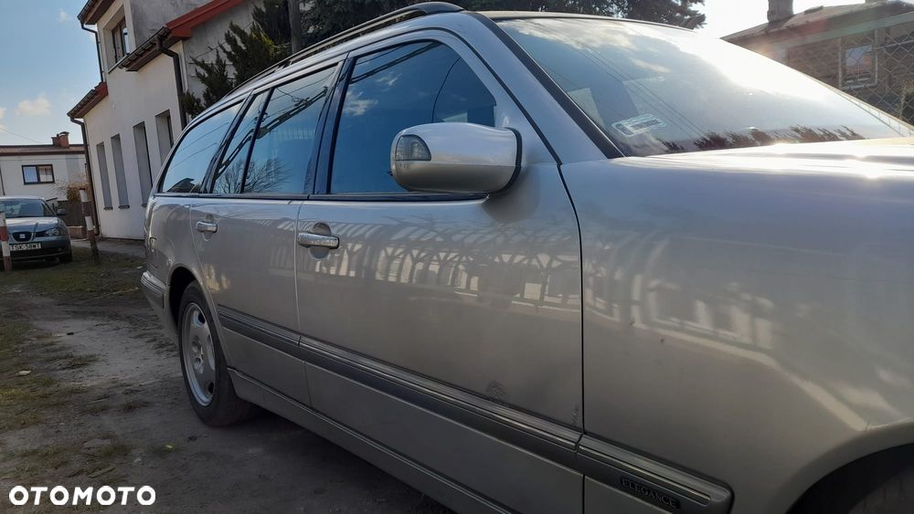 Mercedes-Benz Klasa E - 3