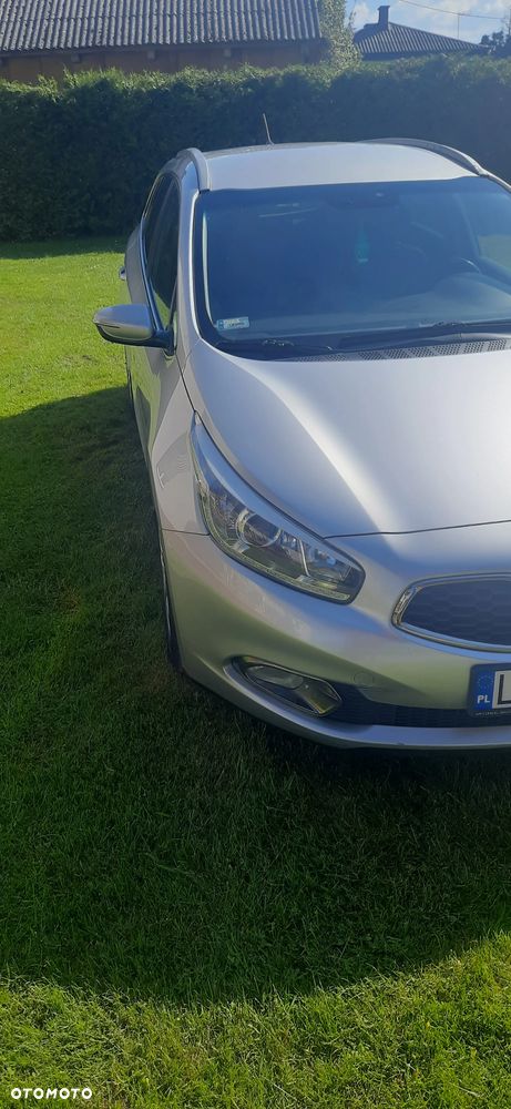 Kia Ceed - 24