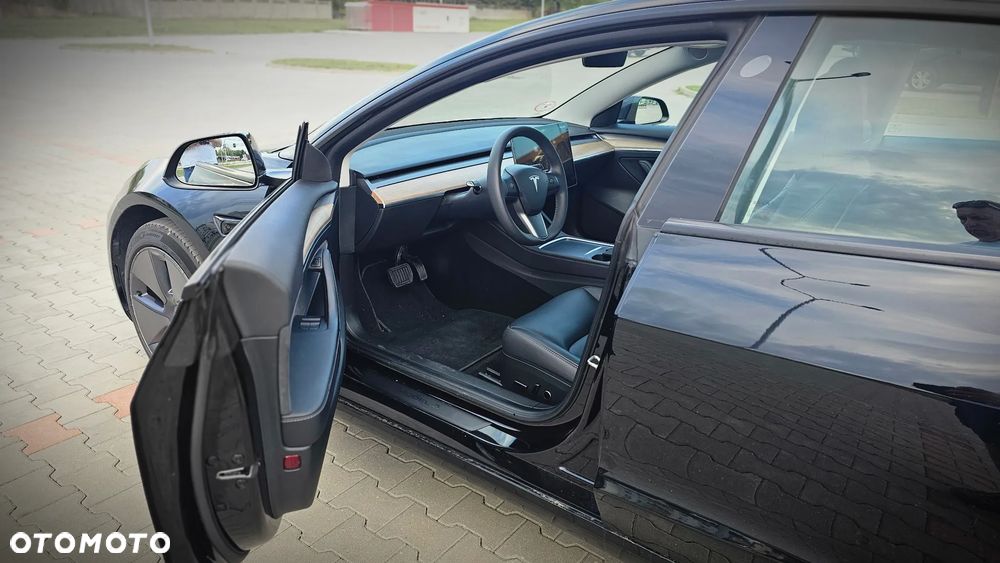 Tesla Model 3 Long Range RWD - 3
