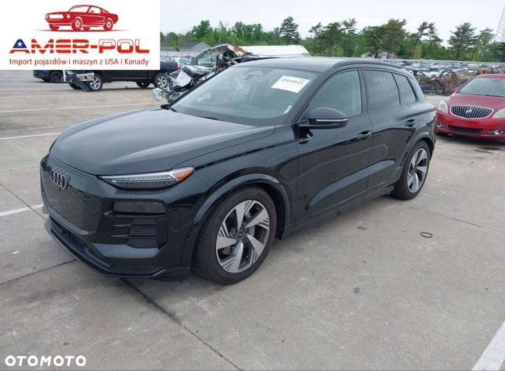 Audi Q6 e-tron - 1