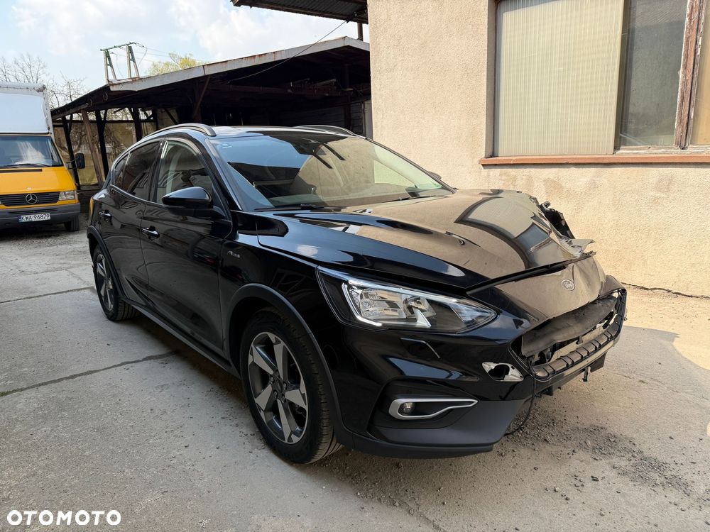 Ford Focus 1.0 EcoBoost Hybrid ACTIVE X - 35