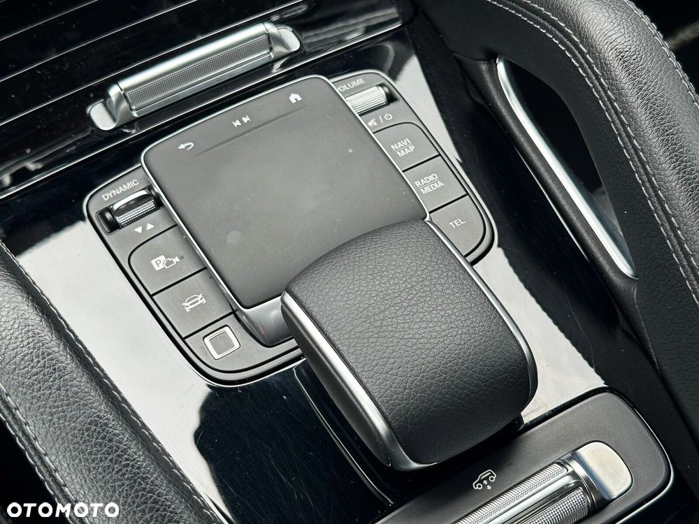 Mercedes-Benz GLE - 17