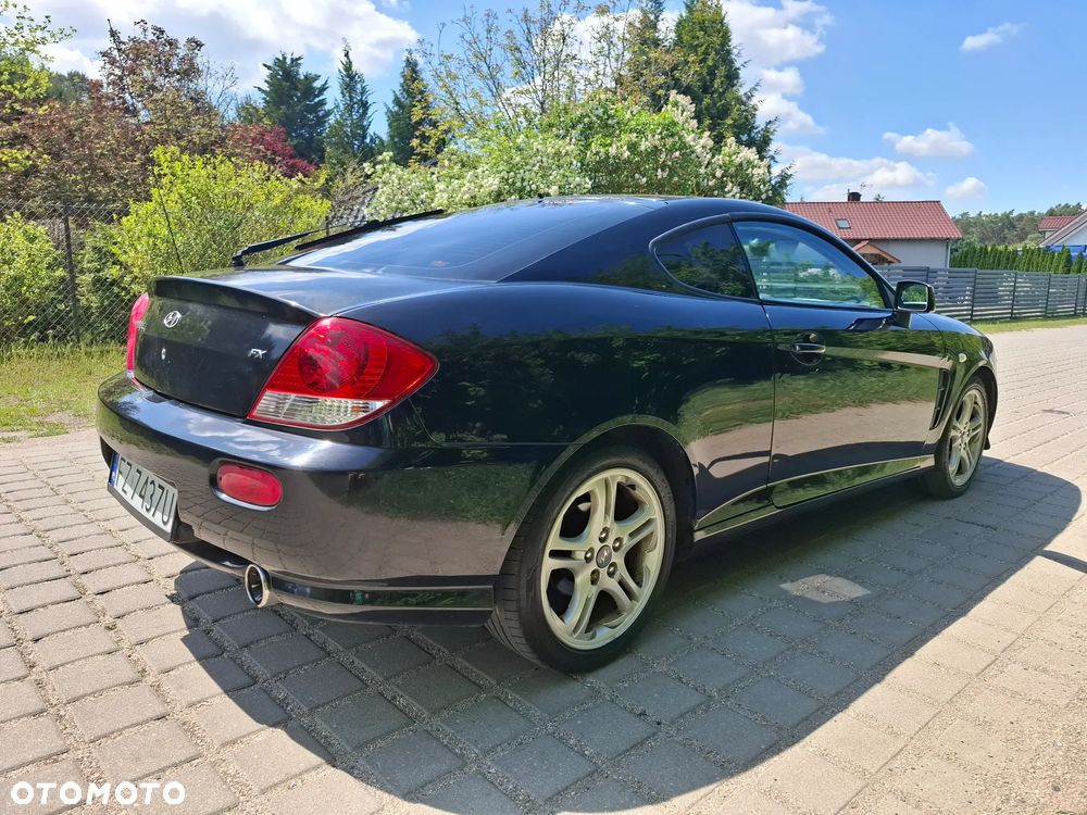 Hyundai Coupe - 3