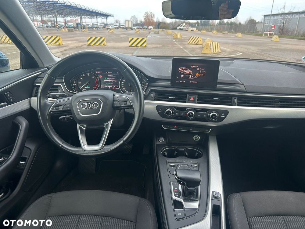 Audi A4 Avant 40 g-tron S tronic advanced - 19
