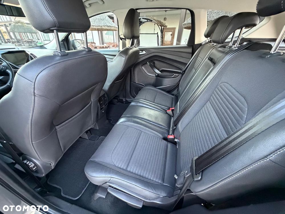Ford Kuga 2.0 TDCi 4WD Titanium Plus - 33