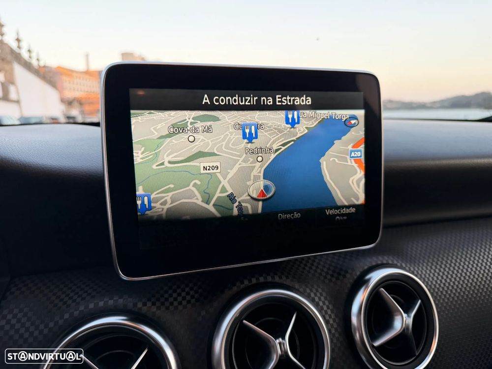 Mercedes-Benz A 200 CDI 4Matic 7G-DCT Urban - 34