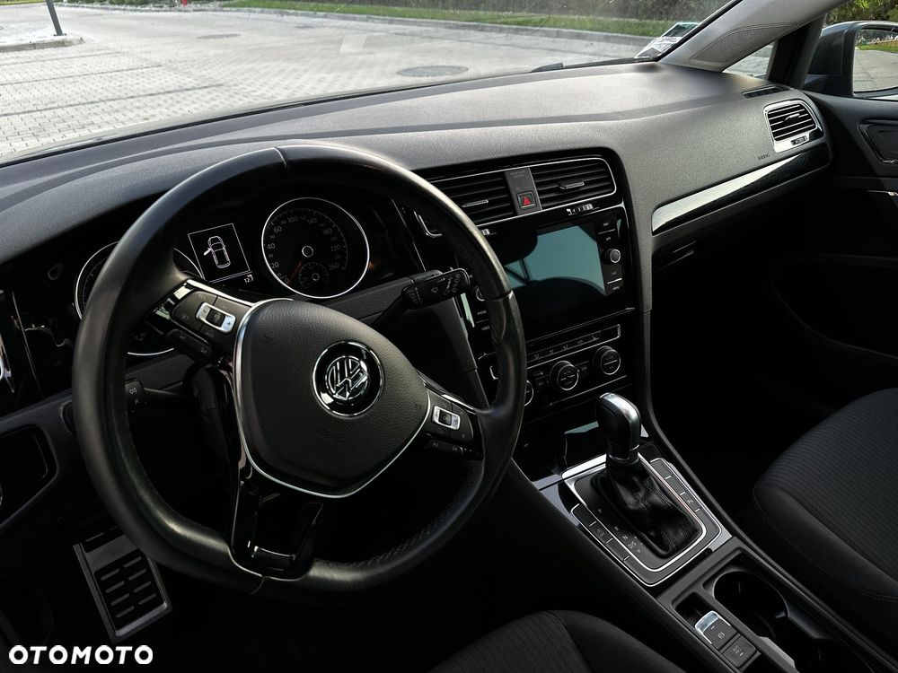 Volkswagen Golf 2.0 TDI DSG Sound - 20
