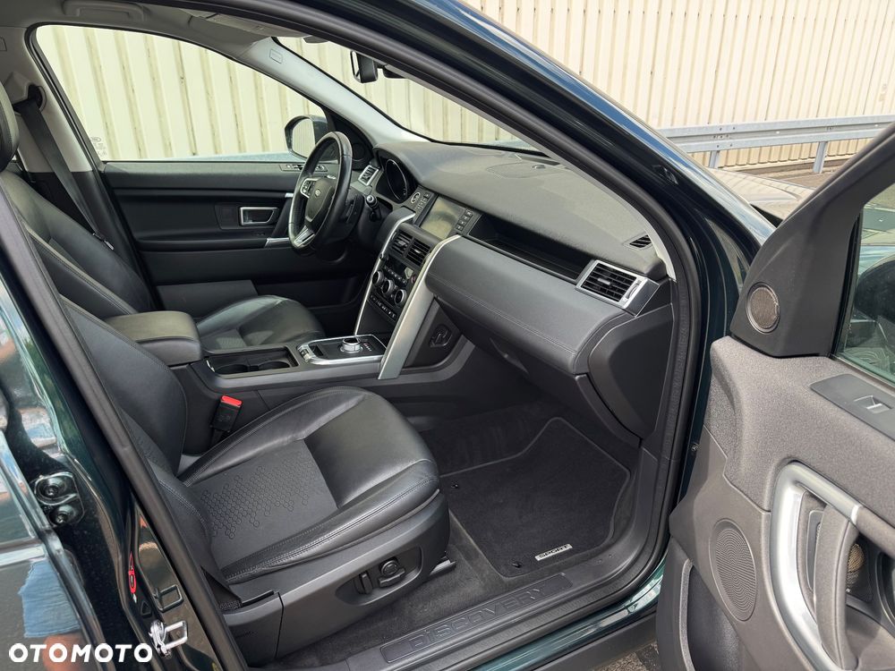 Land Rover Discovery Sport 2.0 Si4 HSE Luxury - 16