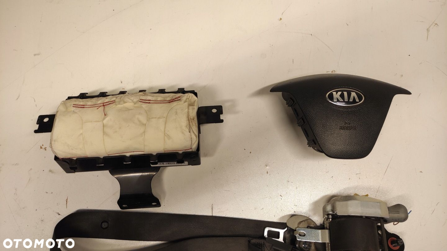 PODUSZKI PODUSZKA PAS PASY AIRBAG AIR BAG KIA CEED II 12-17 56900-A2100 - 2