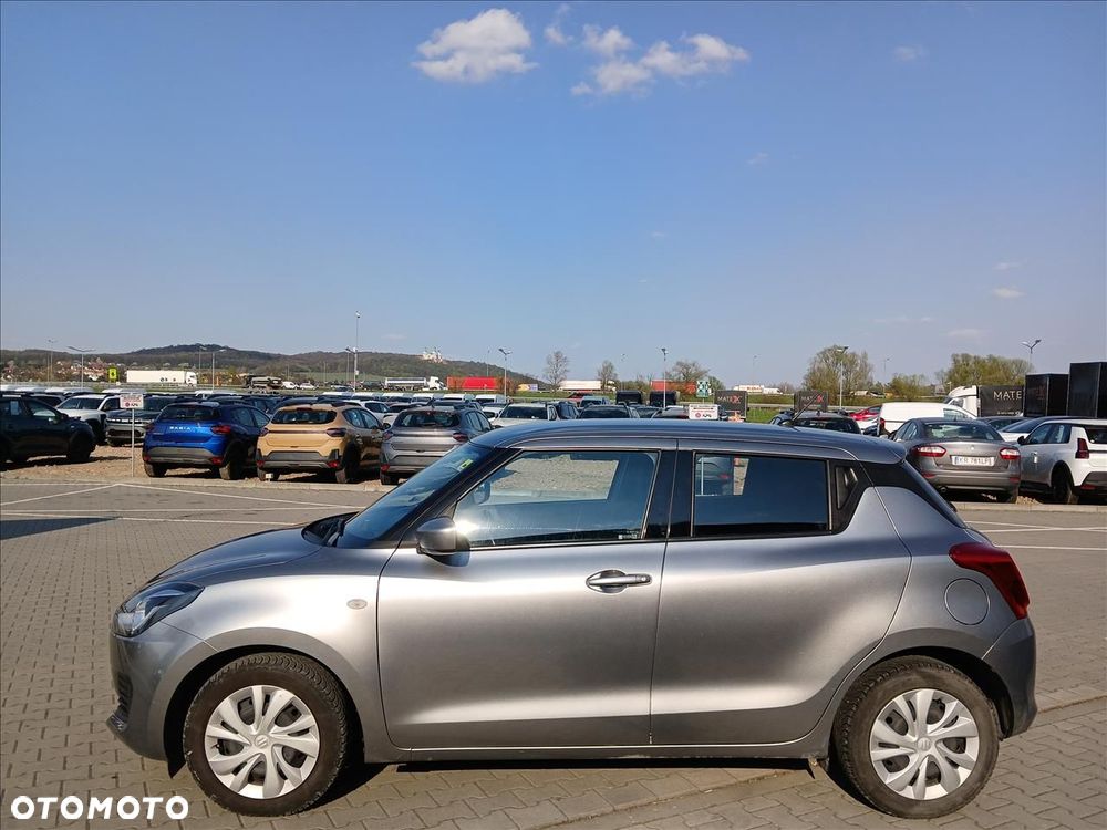Suzuki Swift 1.2 Dualjet SHVS Premium CVT - 6