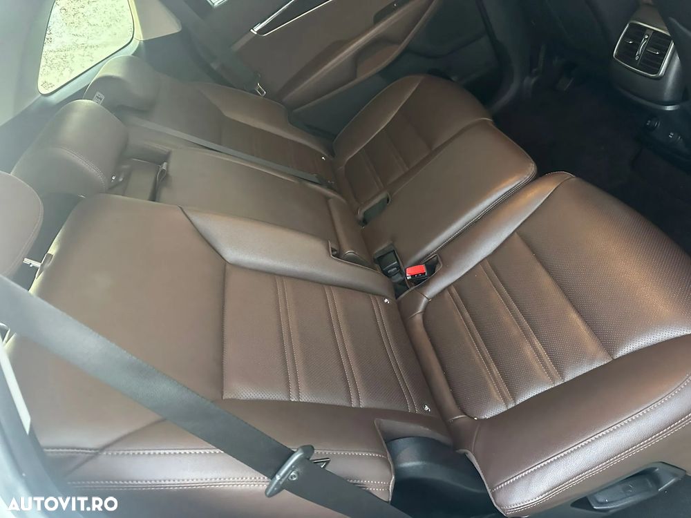 Kia Sorento - 11