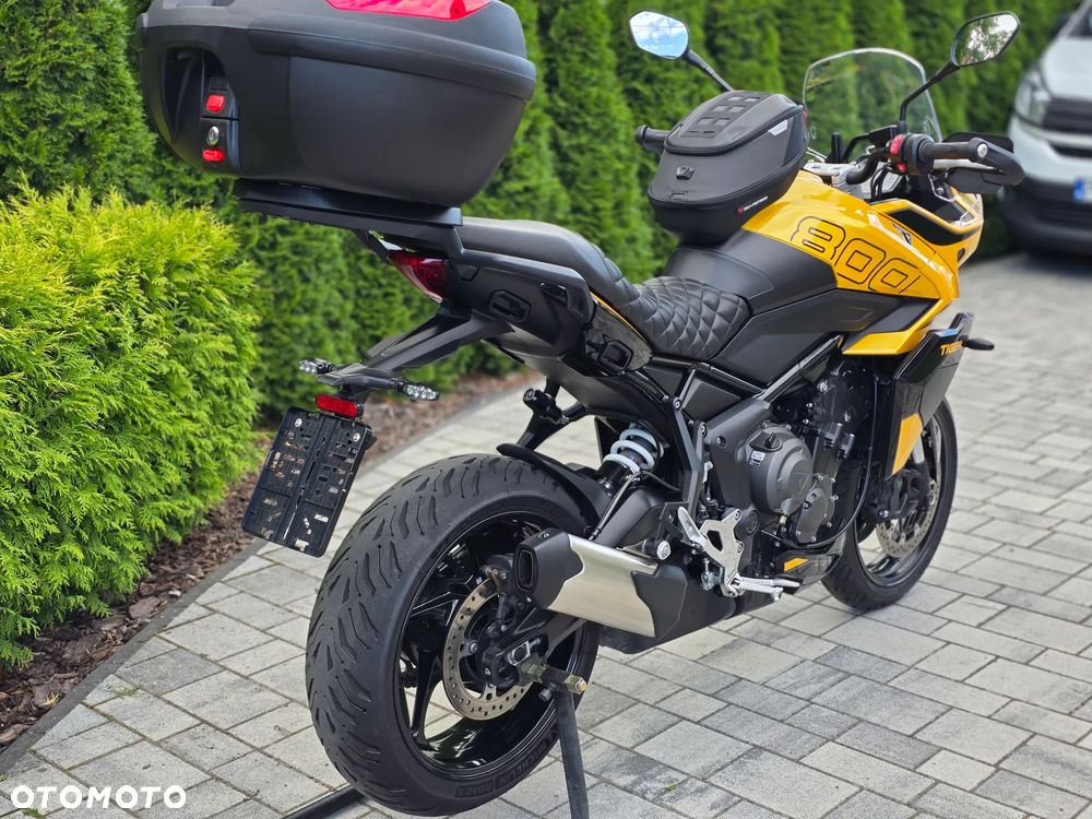 Triumph Tiger - 4