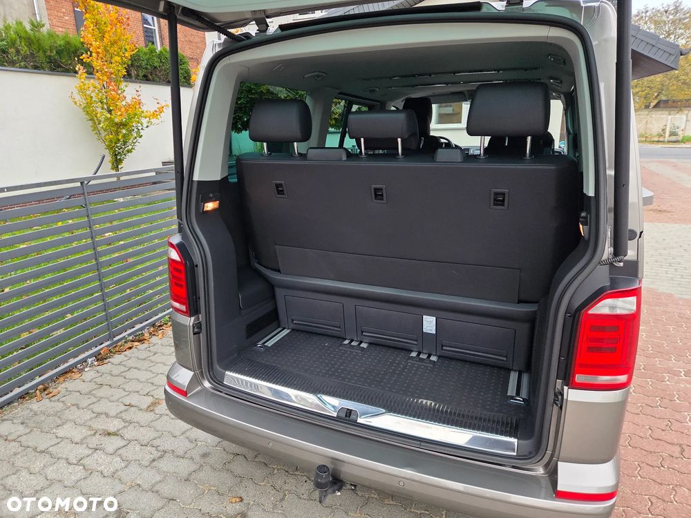 Volkswagen Multivan - 19