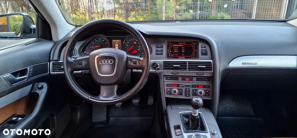 Audi A6 Avant 2.4 quattro - 5