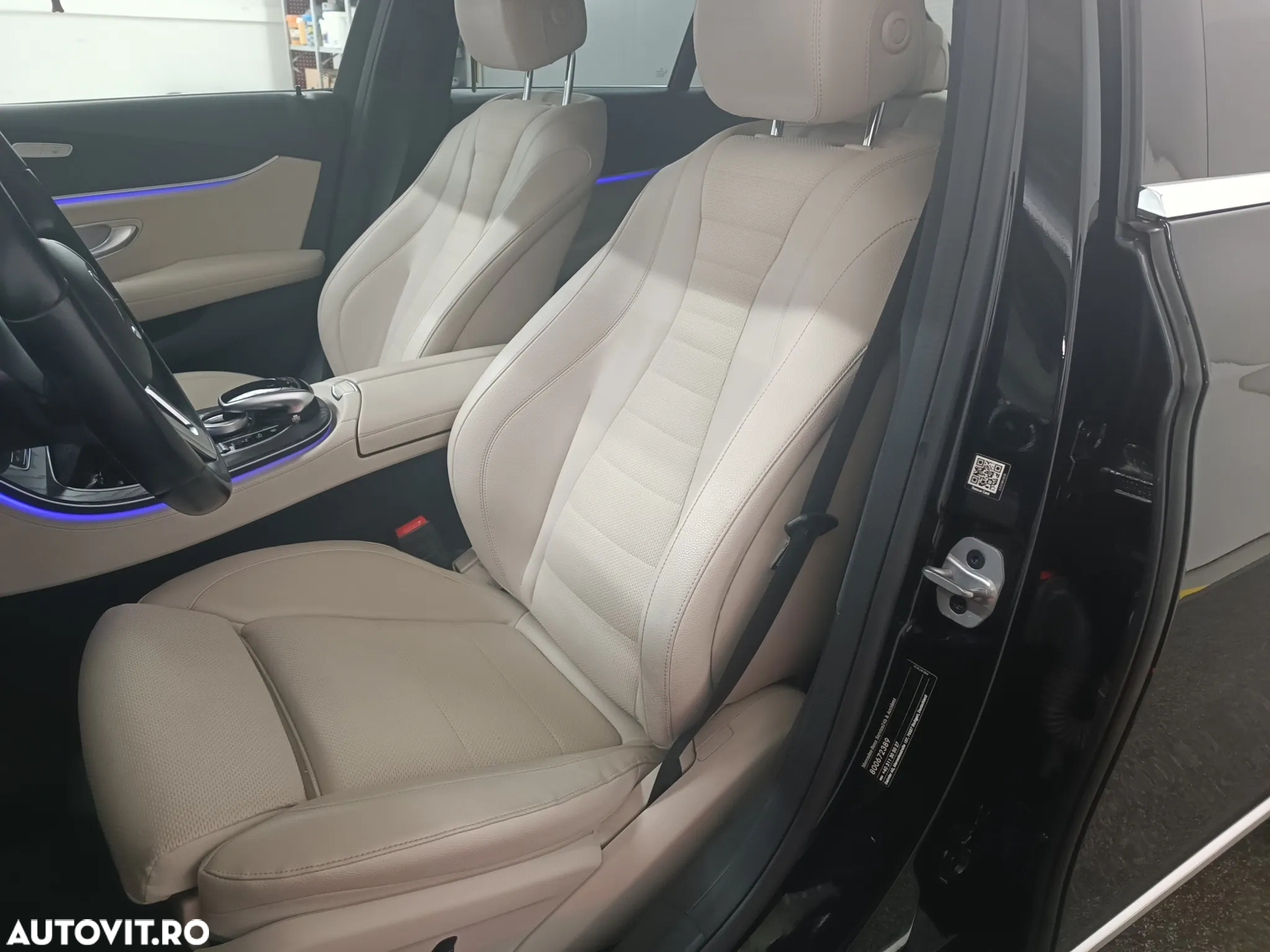 Mercedes-Benz E 200 4MATIC Aut. - 14