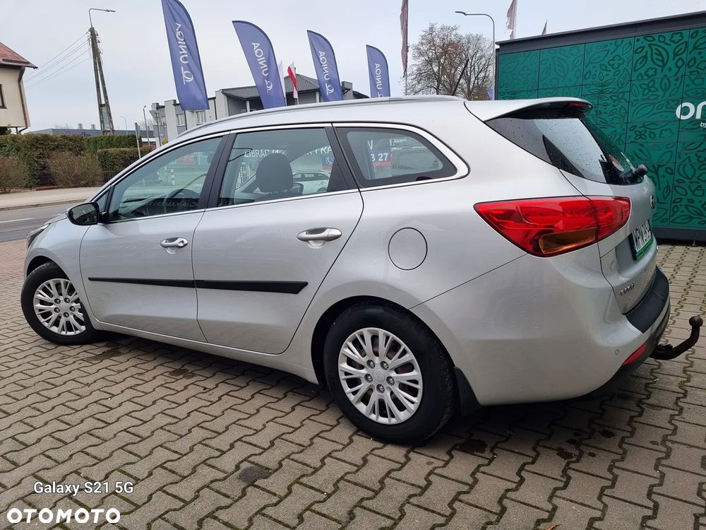 Kia Ceed 1.6 GDI Dream Team Edition - 9