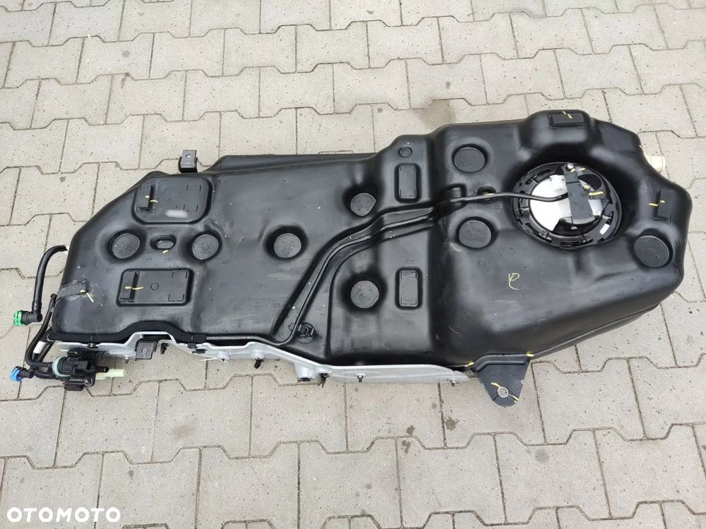 FORD EXPLORER 3.0 Phev od 2020r Zbiornik Bak Paliwa - 1