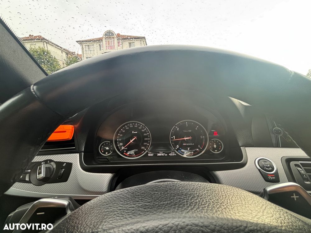 BMW Seria 5 525d Sport-Aut. Modern Line - 20