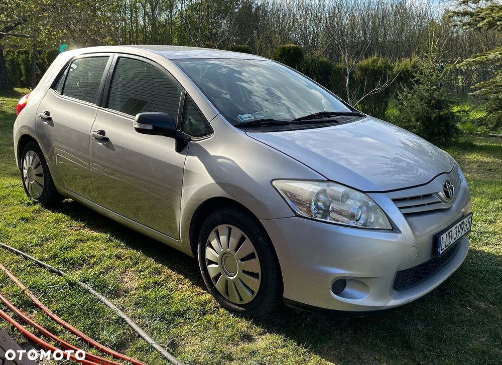 Toyota Auris 1.6 2010 - 1