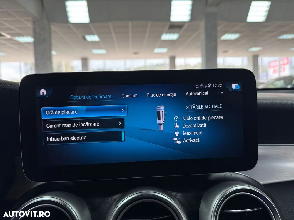 Mercedes-Benz GLC 300 e 4Matic 9G-TRONIC Edition AMG Line - 29