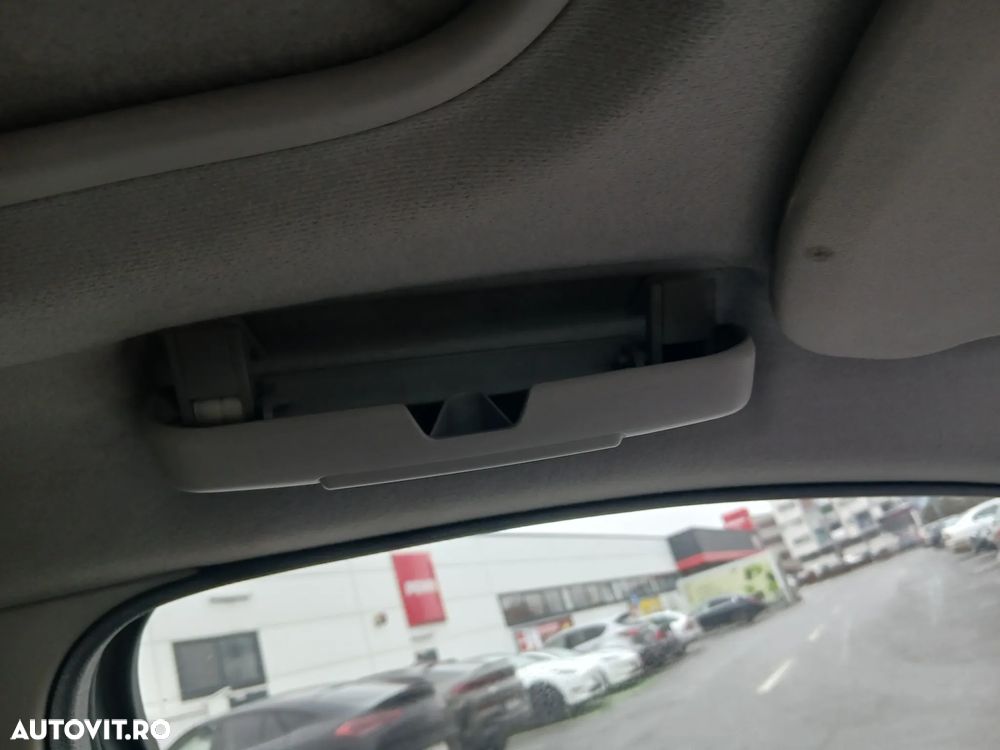 Ford Focus 1.8 TDCI Ghia - 18