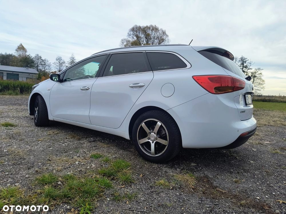 Kia Ceed - 5