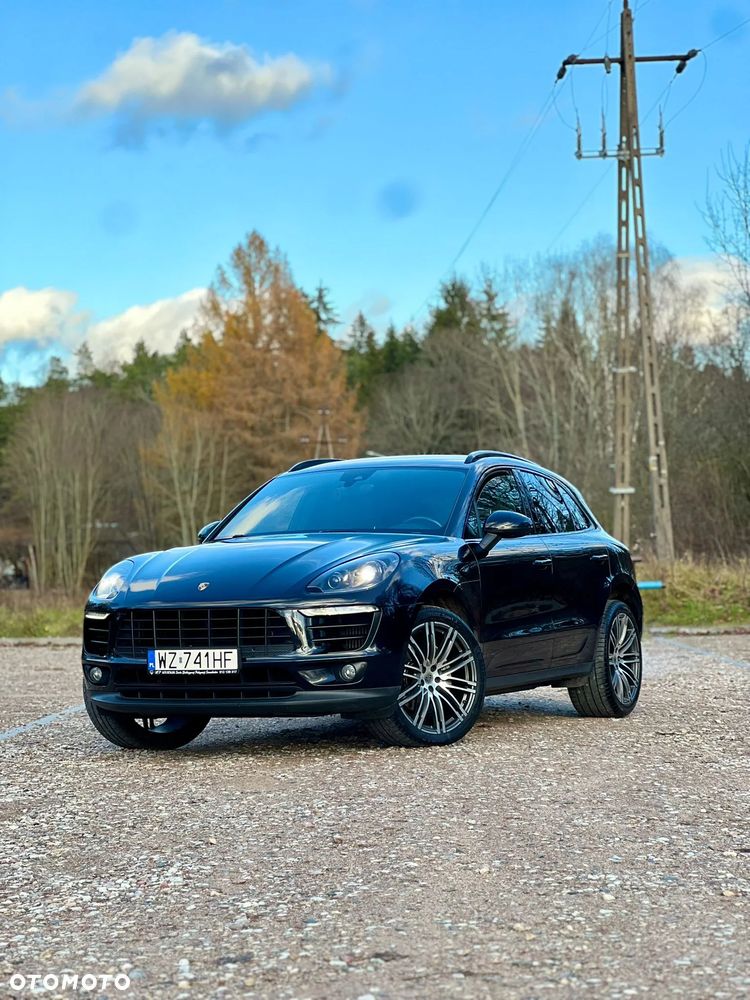 Porsche Macan - 1