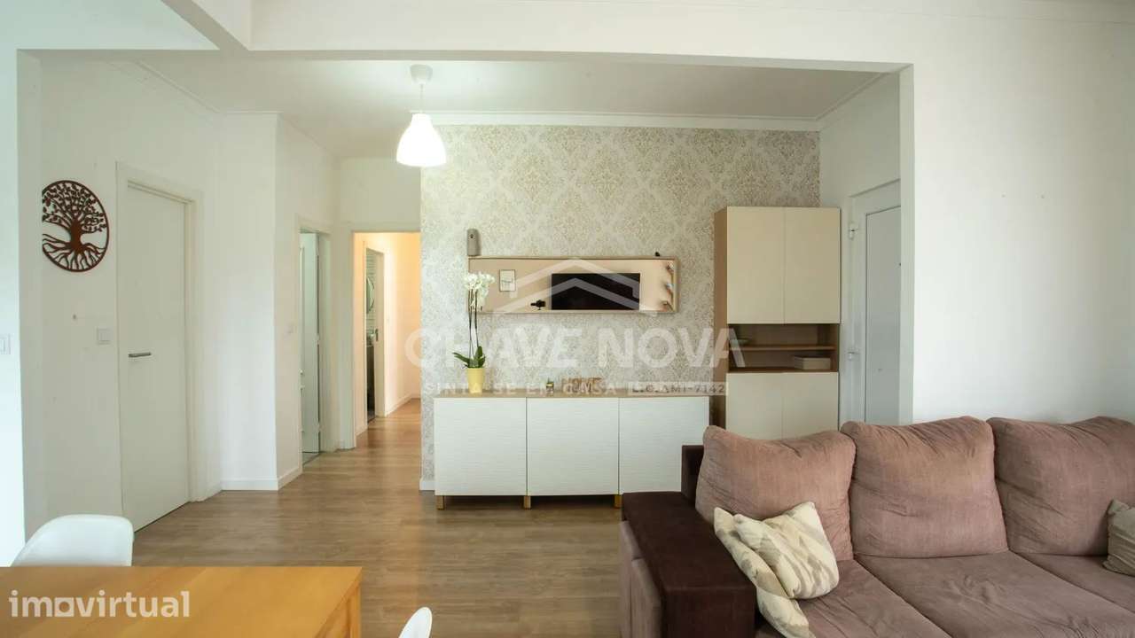 Andar de Moradia T3 em Rio Tinto | 102 m² | 3 FRENTES - BOX - Grande imagem: 4/37