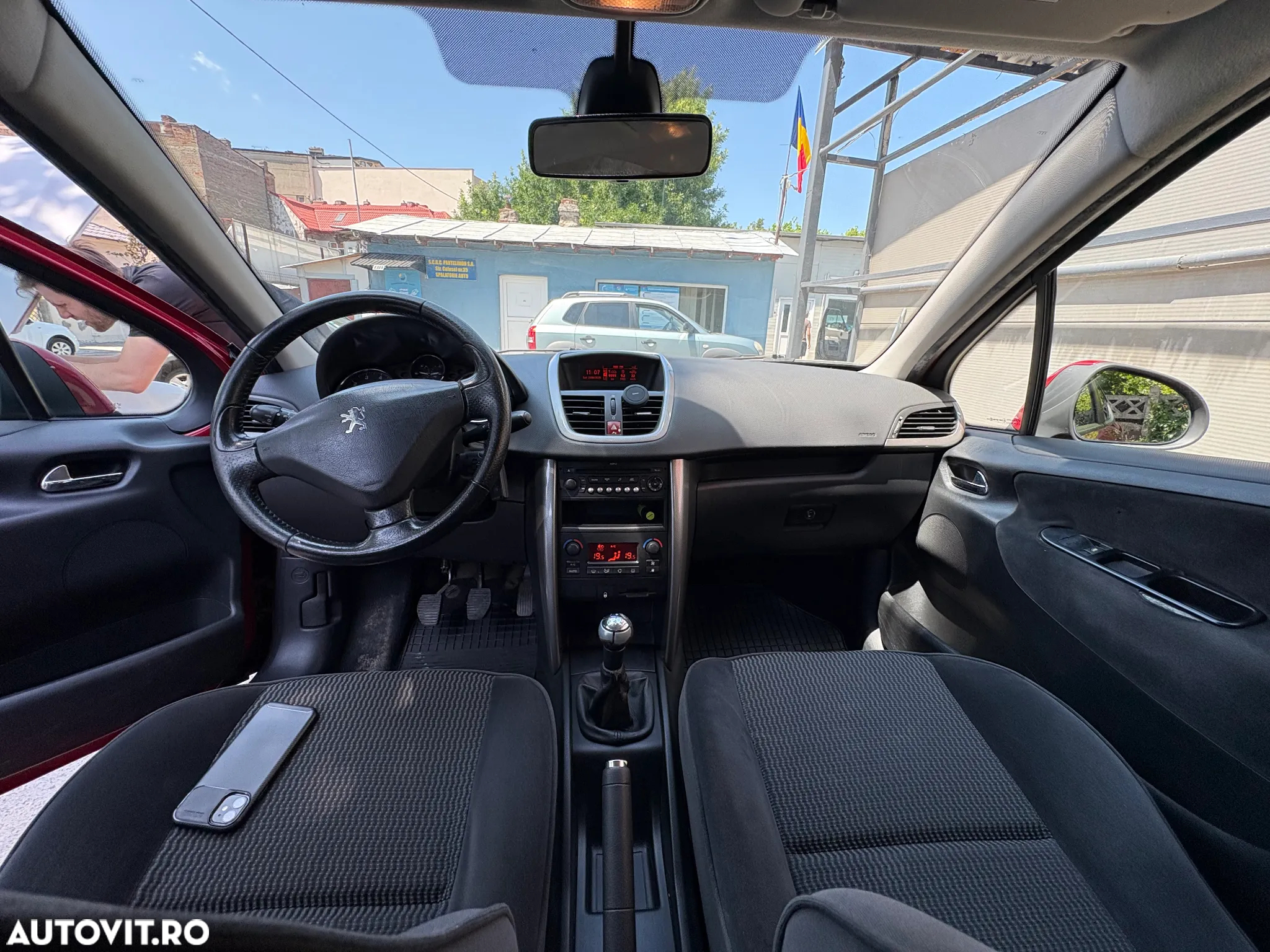 Peugeot 207 1.4E 16V Premium - 15
