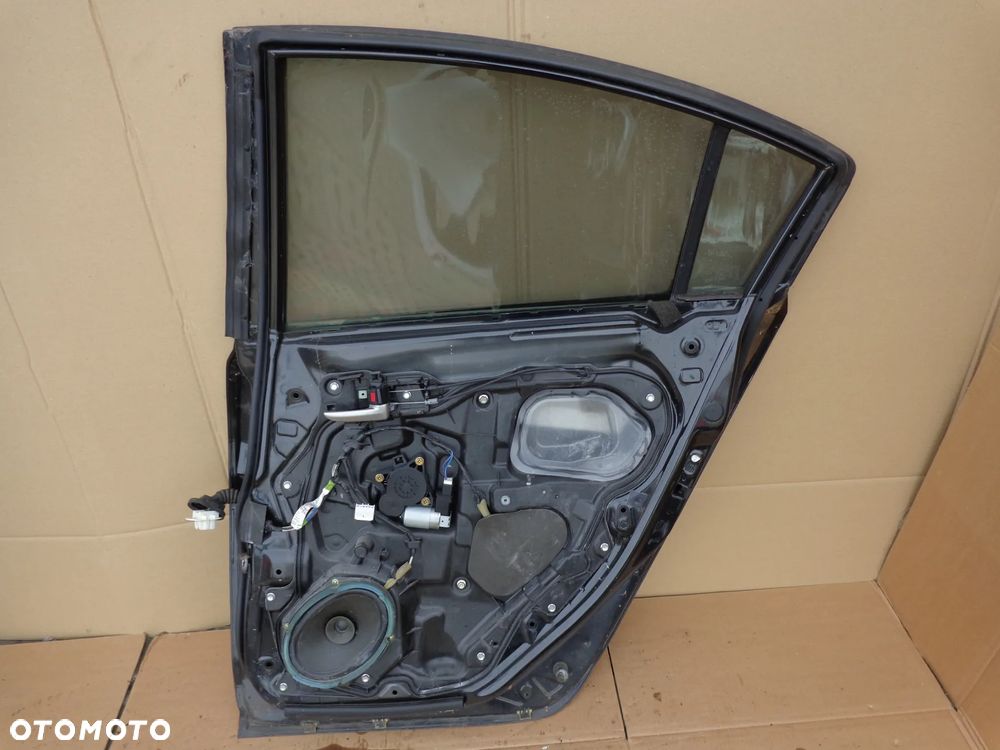 MAZDA 3 03-09 BK SEDAN drzwi prawe tylne lak 16W - 2