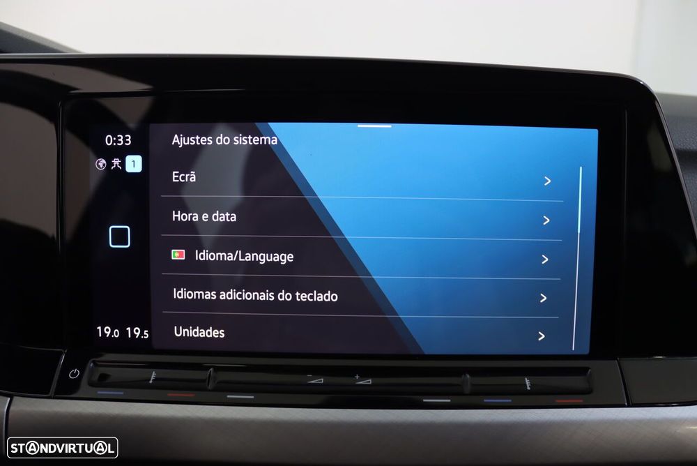 VW Golf 2.0 TDI Life - 32