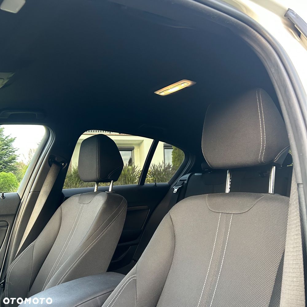 BMW Seria 1 118i Edition M Sport Shadow - 17