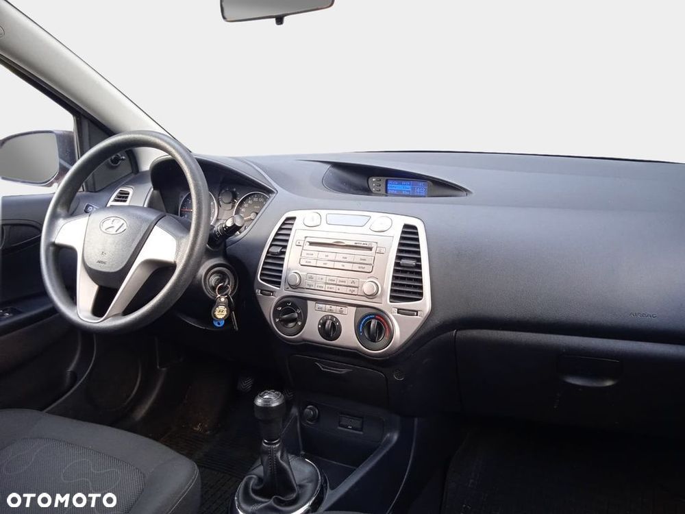 Hyundai i20 1.2 Classic + - 22