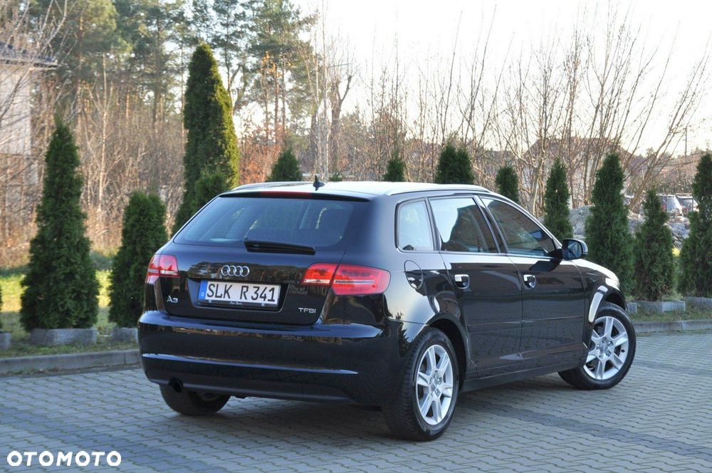 Audi A3 Sportback - 6