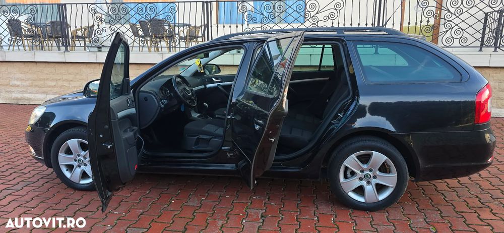 Skoda Octavia Combi 1.2 TSI FAMILY - 3