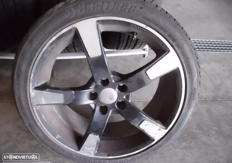 Conjunto Pneus e Jantes Seat - 215/40/R17 - 1