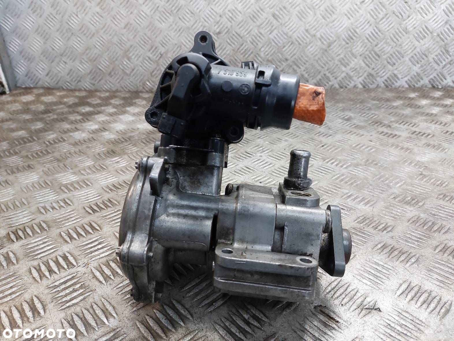 POMPA WSPOMAGANIA + POMPA WODY + TERMOSTAT BMW E46 316i 1.8 16V N42 - 1