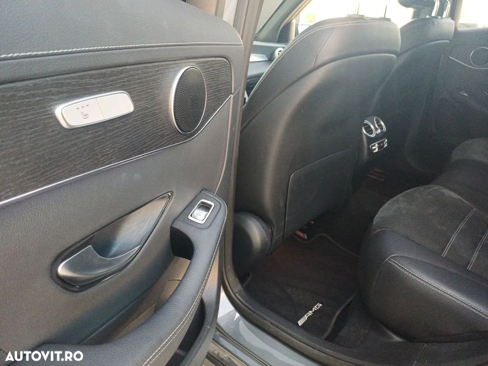 Mercedes-Benz GLC 300 d 4MATIC 9G-TRONIC AMG Line - 19