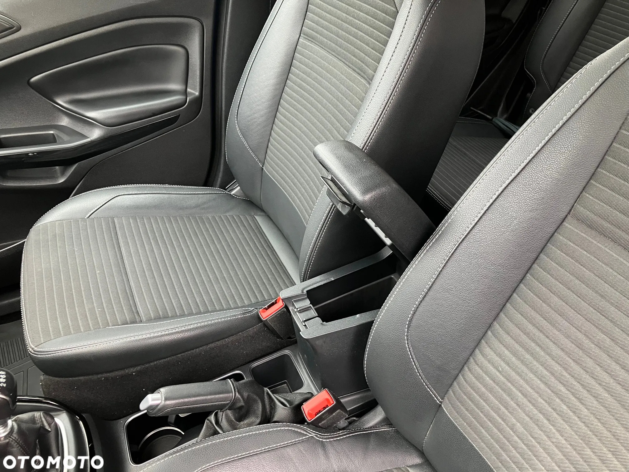 Ford EcoSport 1.0 EcoBoost Titanium ASS - 19