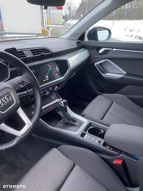 Audi Q3 35 TFSI S tronic - 8